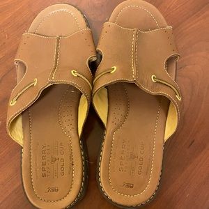 Men’s sz 10 Sperry sandals